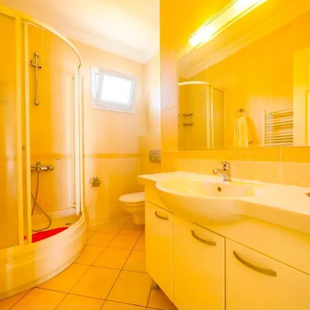 Villa Villa Cinar *